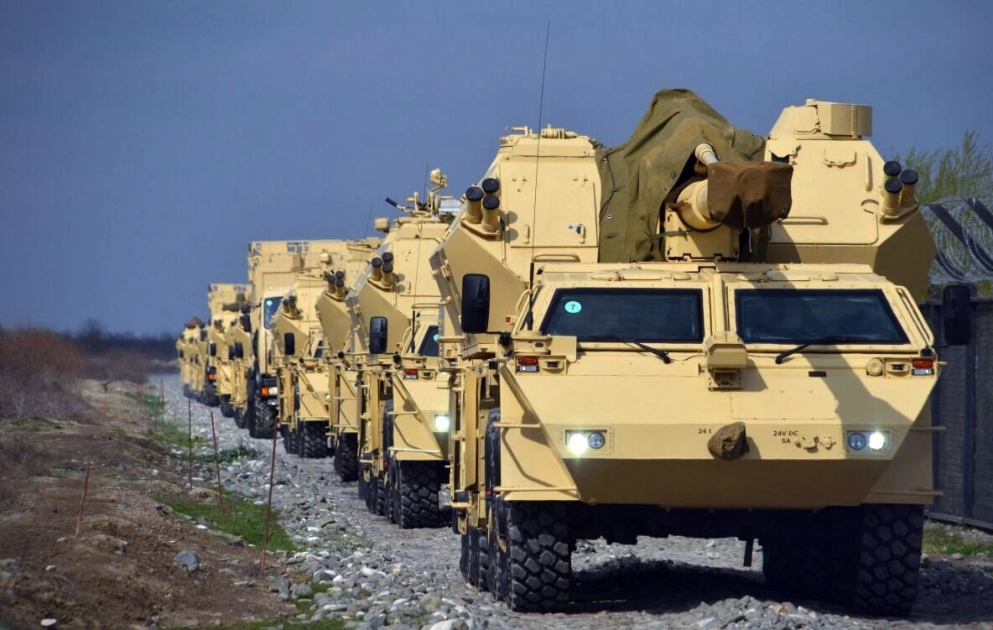 Вооружение и военная техника ракетных и артиллерийских войск выведены на огневые позиции ВИДЕО