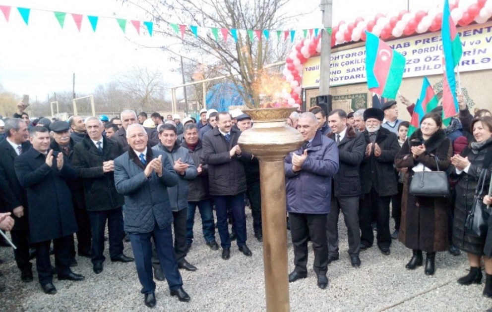 Novruz bayramı ərəfəsində Xaçmazın Vələmir və Pərdiqıran kəndlərinə ilk dəfə təbii qaz verilib VİDEO