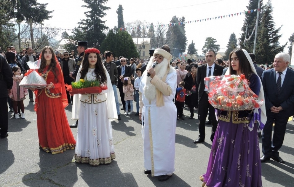 Zaqatalada baharın gəlişi böyük təntənə ilə qeyd olunub VİDEO