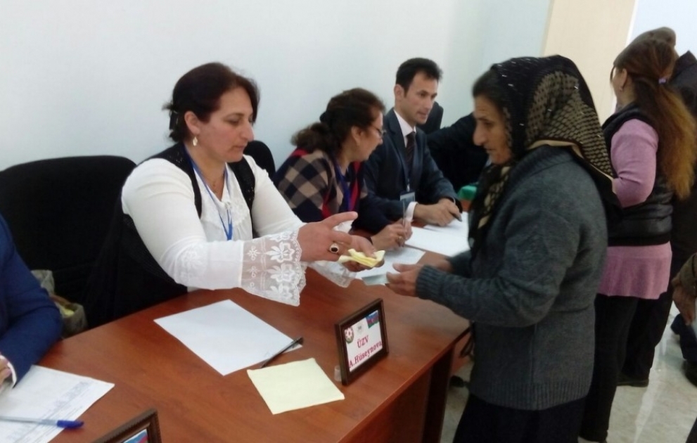 Cocuq Mərcanlı sakinləri 26 ildən sonra ilk dəfə doğma kəndlərində səs verirlər VİDEO