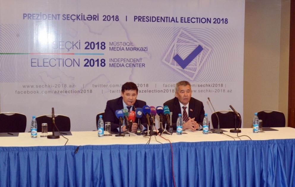 Qırğızıstanlı müşahidəçi: Seçkilərdə heç bir qanun pozuntusuna rast gəlmədik VİDEO