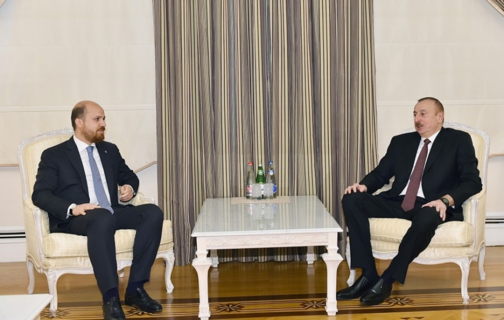 Le président Ilham Aliyev reçoit le ministre turc de la jeunesse et des sports VIDEO
