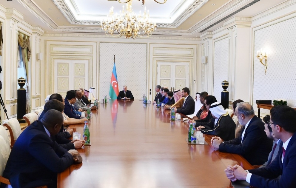 President Ilham Aliyev met with ministers attending 4th Session of OIC Conference of Youth and Sport Ministers VIDEO