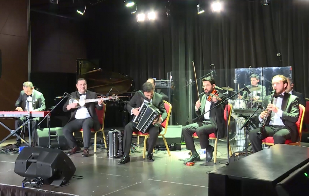 İstanbulda “Azərbaycana musiqi şöləni!” şüarı ilə təşkil olunan konsert proqramları başa çatıb VİDEO