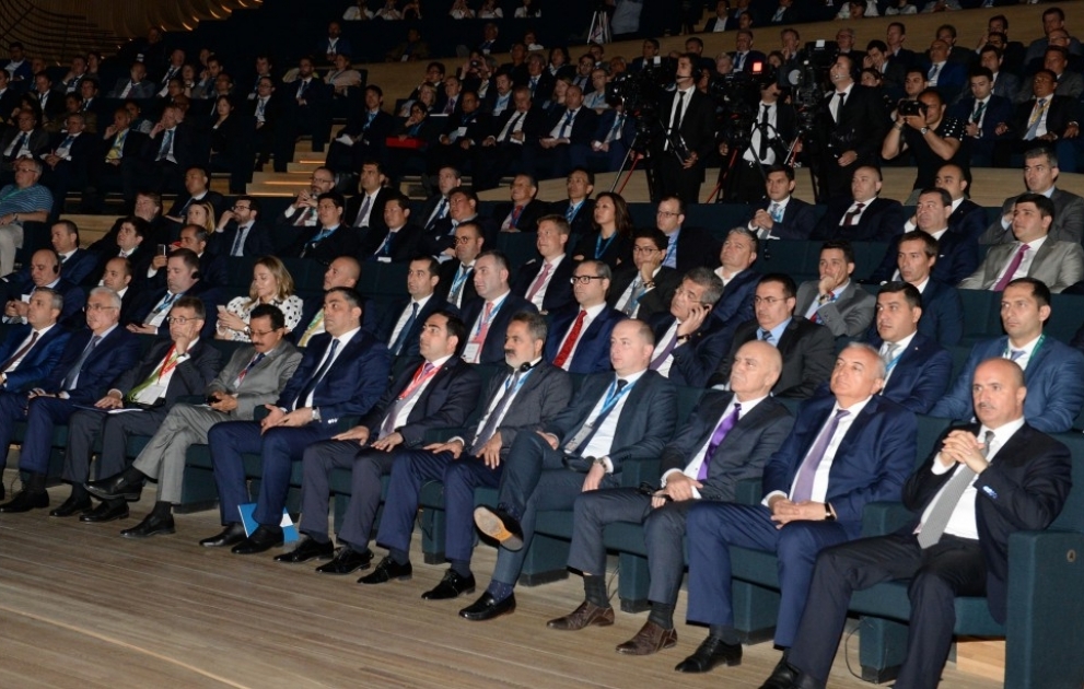Bakıda ilk dəfə Dünya Limanlar Konfransı keçirilir YENİLƏNİB 2 VİDEO