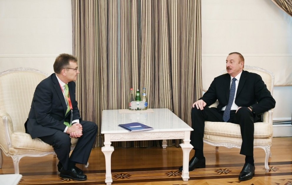 Entretien du président Ilham Aliyev avec le président de l'Association internationale des Ports VIDEO