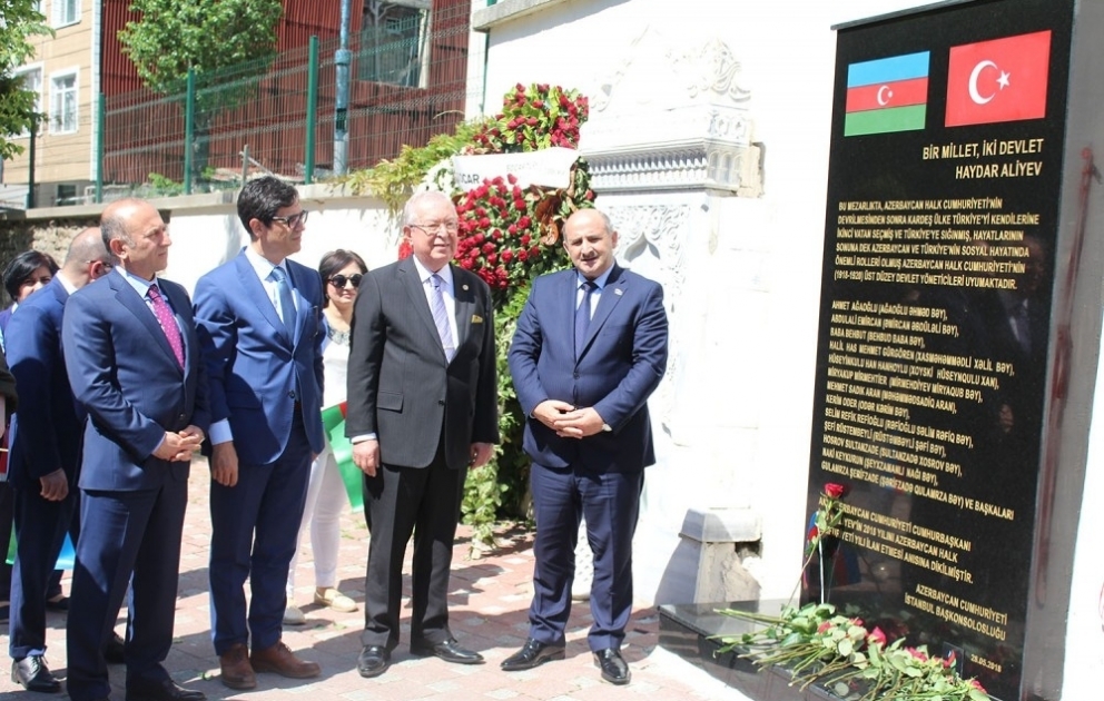 İstanbulda uyuyan Cümhuriyyət qurucularının xatirəsinə abidə ucaldılıb VİDEO