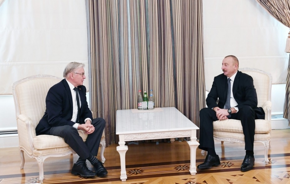 Le président Ilham Aliyev a reçu le président du groupe d’amitié Pays-Bas-Azerbaïdjan VIDEO