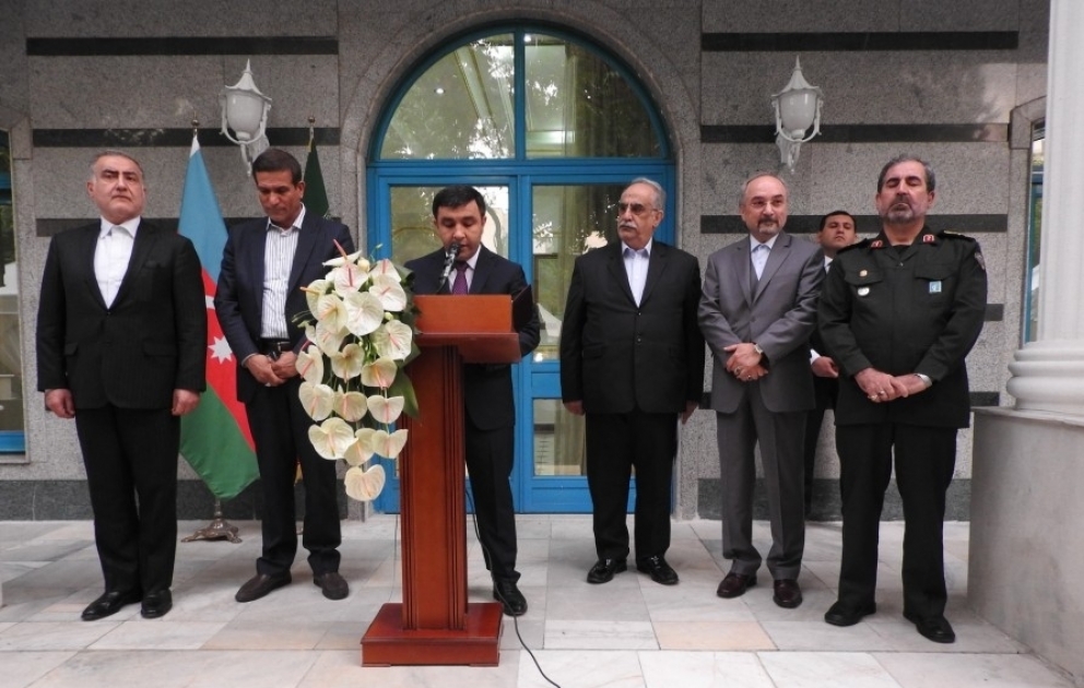 Azərbaycan Xalq Cümhuriyyətinin qurulmasının 100 illik yubileyi Tehranda təntənəli mərasimlə qeyd olunub VİDEO