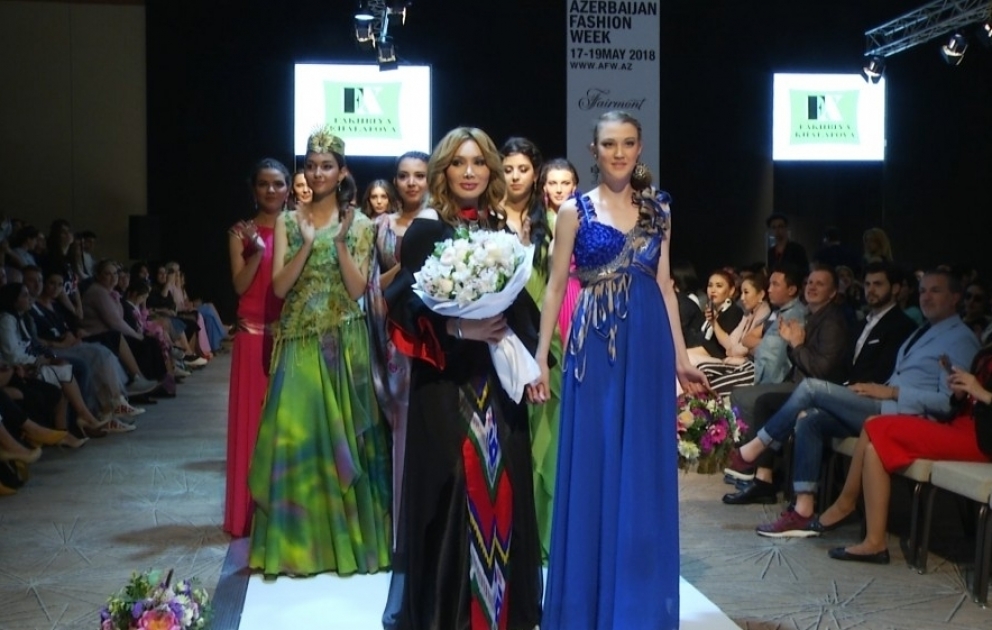 "Azerbaijan Fashion Week"də Fəxriyyə Xələfovanın möhtəşəm dəfiləsi: 100 ildə dəyişən Azərbaycan qadınının obrazı  VİDEO