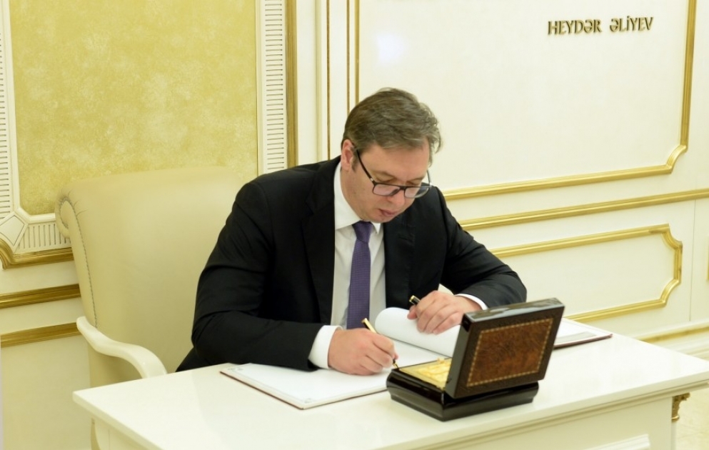 Serbiya Prezidenti Aleksandr Vuçiç Milli Məclisdə olub  VİDEO
