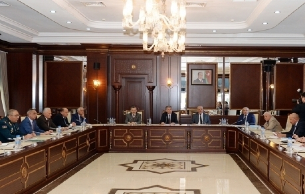 Milli Məclisin müdafiə, təhlükəsizlik və korrupsiya ilə mübarizə komitəsinin iclası keçirilib  VİDEO