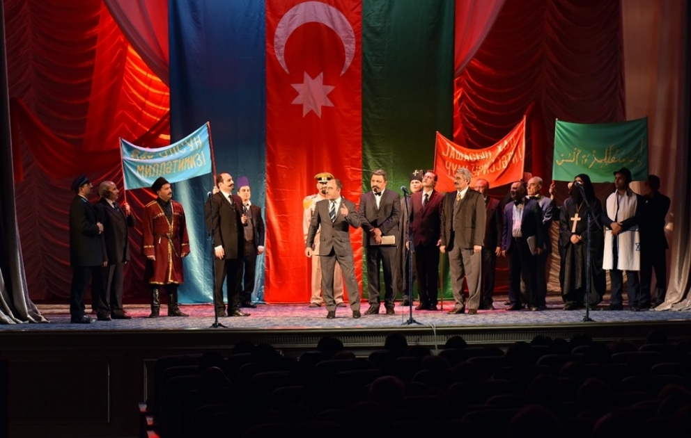 Sumqayıtda Xalq Cümhuriyyətinin 100 illiyi qeyd olunub  VİDEO
