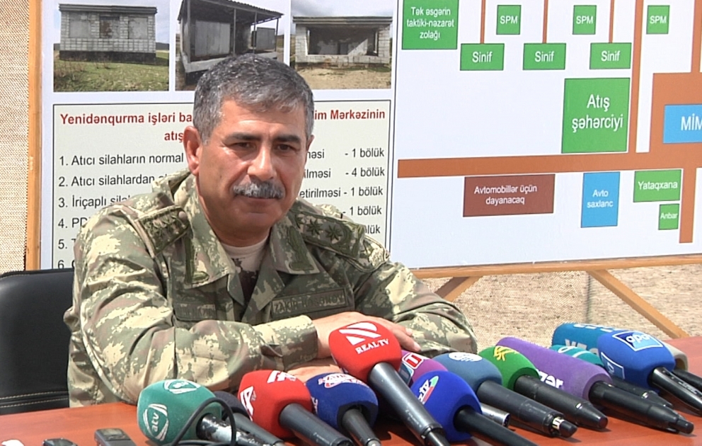 Zakir Həsənov: Azərbaycan Ordusu Laçına gedən yola nəzarət edir VİDEO