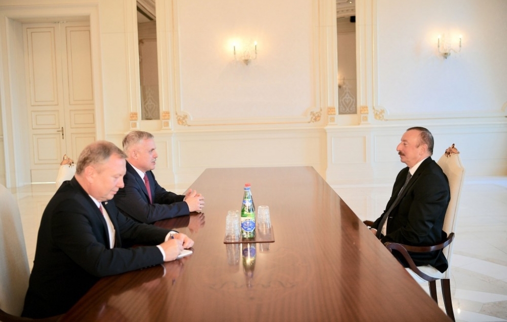 Президент Ильхам Алиев принял государственного секретаря Совета Безопасности Беларуси ВИДЕО