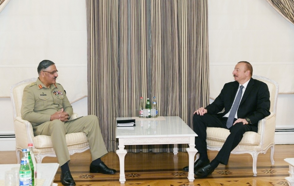Le président azerbaïdjanais reçoit le président du Comité pakistanais des chefs d’état-major des armées VIDEO