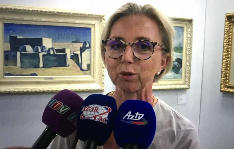 Düran Veyl: Belə sərgilər Azərbaycan rəssamlıq məktəbini yaxından tanımağa imkan yaradır VİDEO