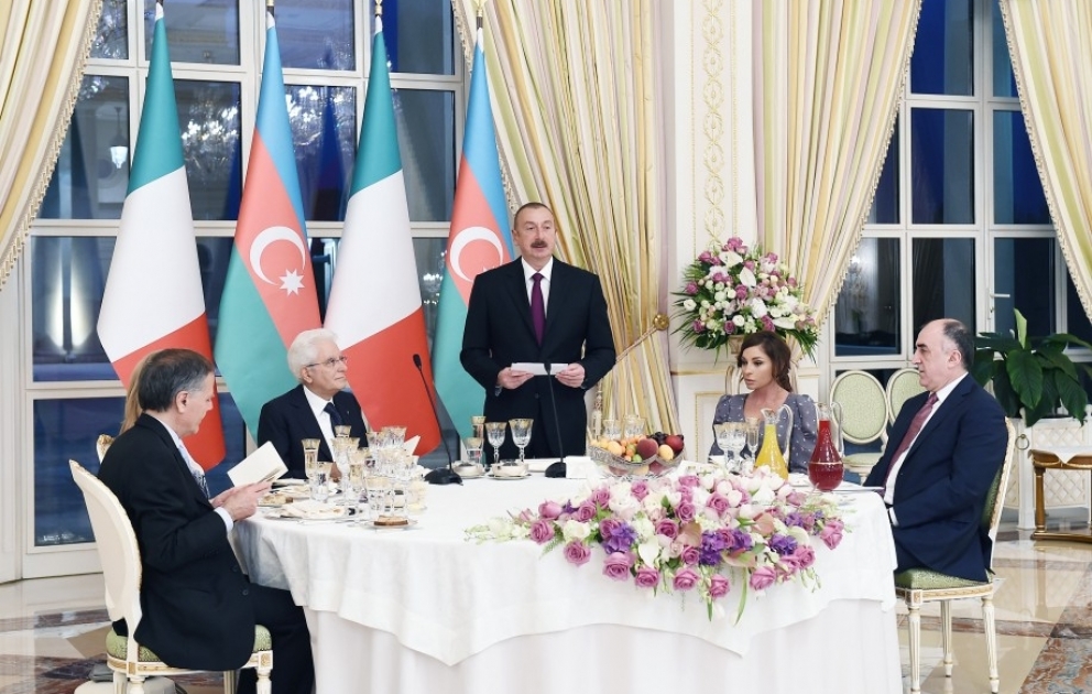 President Ilham Aliyev hosted official reception in honor of Italian President Sergio Mattarella VIDEO