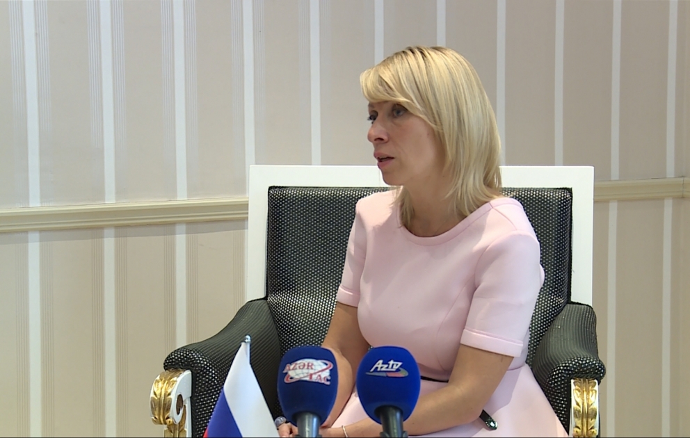 Мария Захарова: Взаимодействие по линии МИД двух стран идет очень активно ВИДЕО