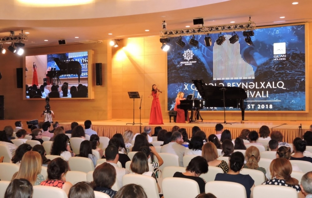 Qəbələdə X Beynəlxalq Musiqi Festivalı keçirilir VİDEO