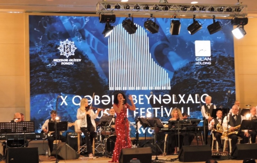 “Rossiya-24”: Qəbələdə onuncu musiqi festivalı – musiqi sərhədləri aradan qaldırır VİDEO