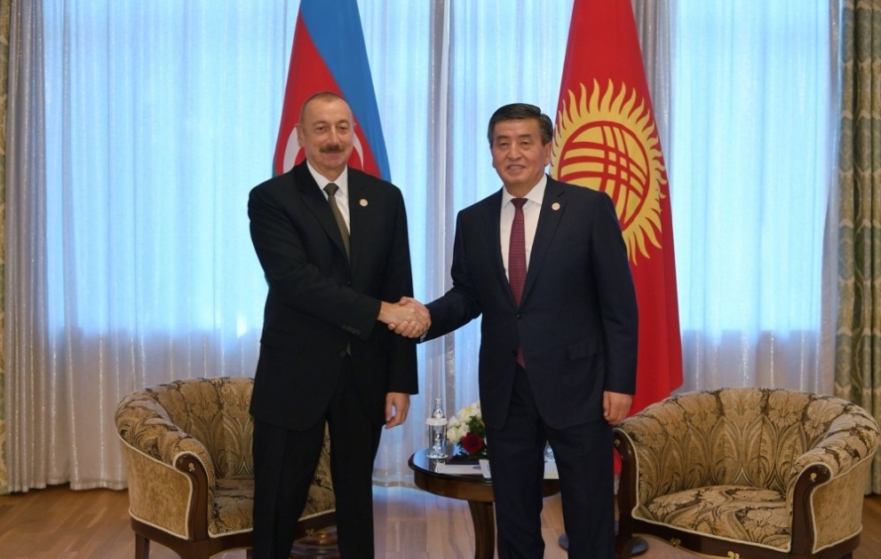 Azərbaycan Prezidenti İlham Əliyevin Qırğızıstan Prezidenti Sooronbay Jeenbekov ilə görüşü olub YENİLƏNİB VİDEO