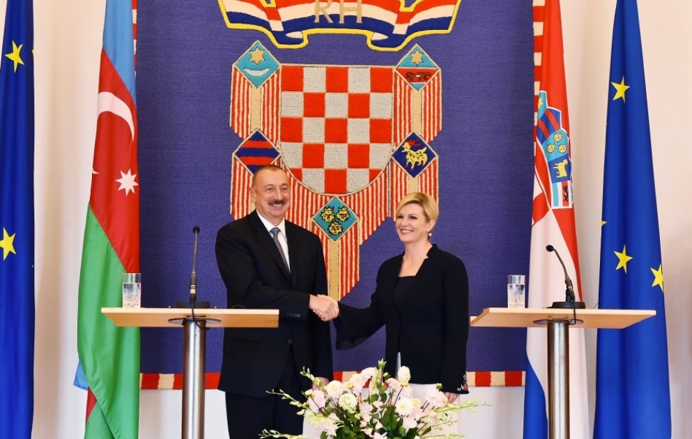 Les présidents azerbaïdjanais et croate font des déclarations conjointes à la presse VIDEO