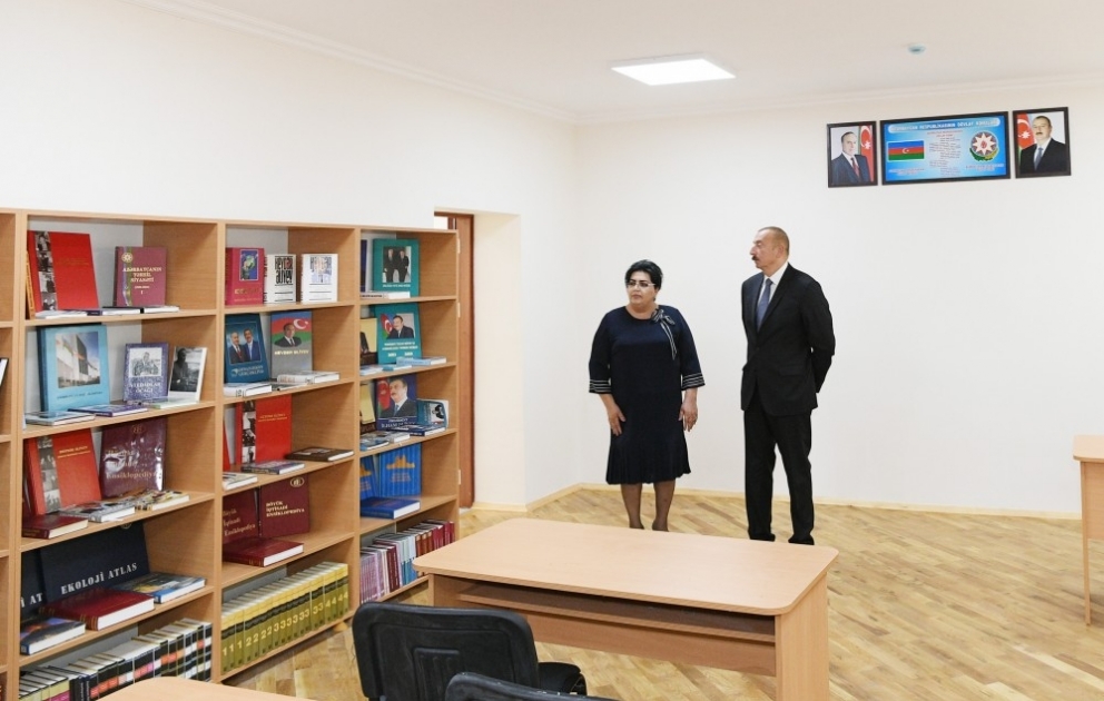 Bakının Maştağa qəsəbəsindəki 187 nömrəli tam orta məktəbin binası əsaslı təmir edilib Prezident İlham Əliyev təhsil ocağında yaradılan şəraitlə tanış olub YENİLƏNİB VİDEO
