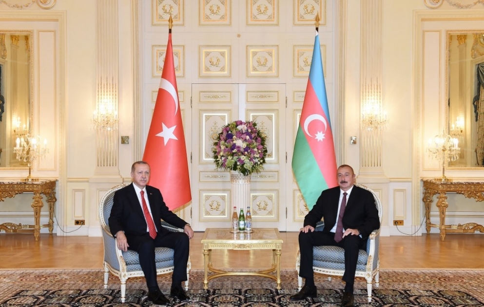 Azərbaycan və Türkiyə prezidentlərinin təkbətək görüşü olub YENİLƏNİB VİDEO