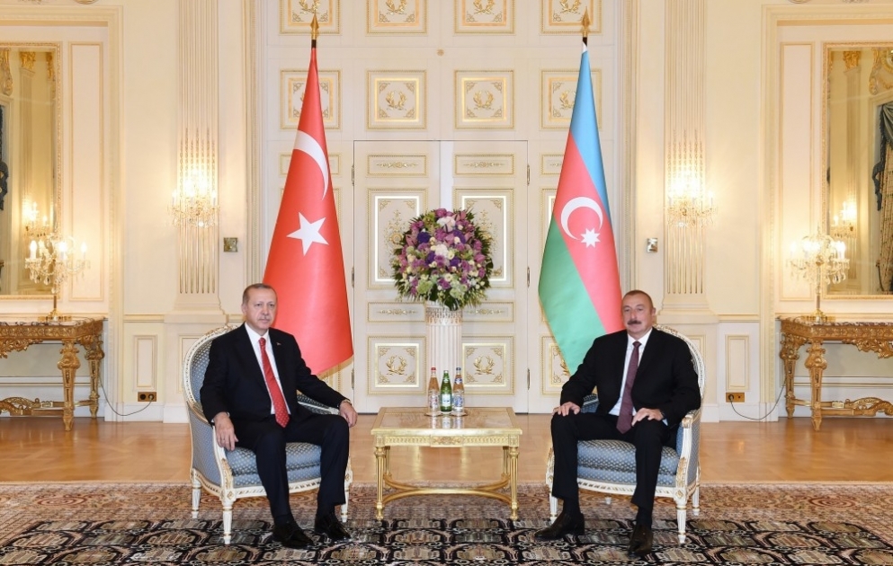 Azerbaijani, Turkish presidents held one-on-one meeting VIDEO