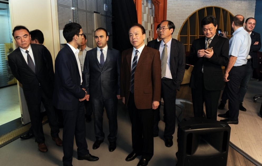 Xinhua delegation visits Khazar TV in Baku VIDEO
