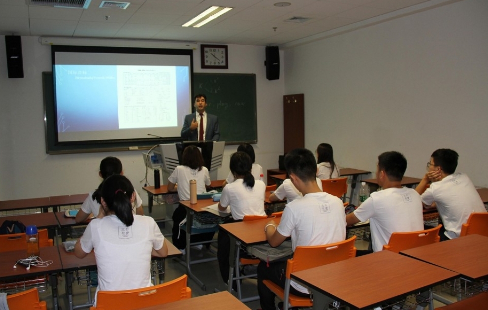 Çində Azərbaycan dili üzrə kadrların hazırlanmasına başlanılıb VİDEO