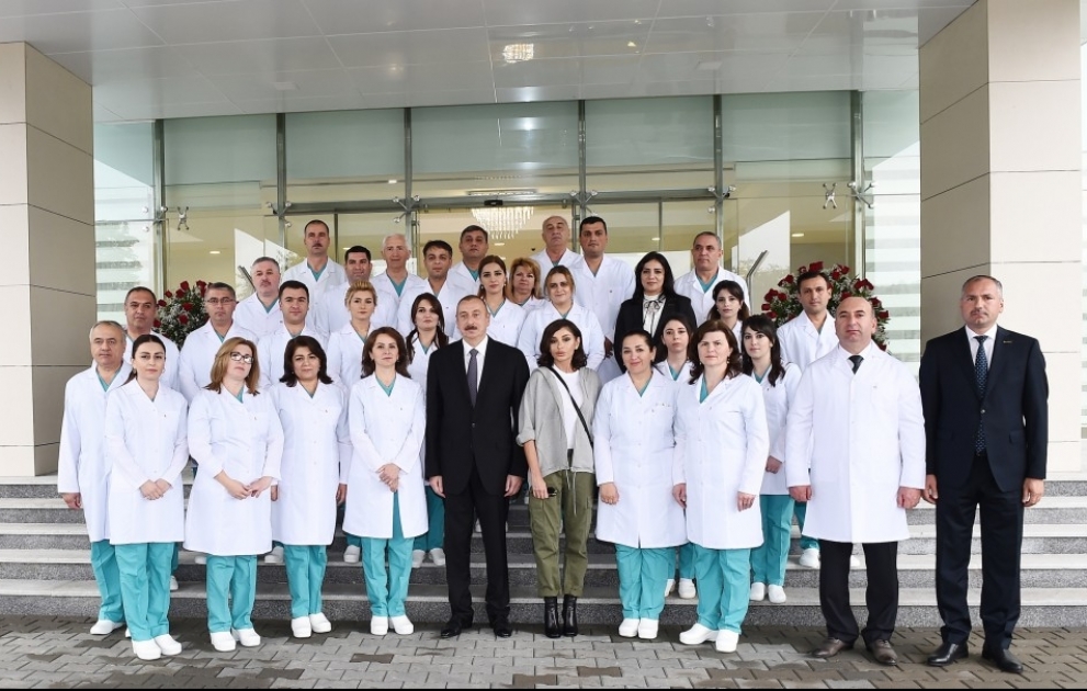 Le président Ilham Aliyev inaugure l’Hôpital central de la région de Gouba VIDEO