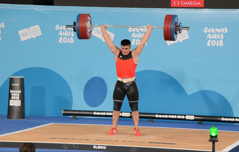 Azərbaycan idmançısı ağırlıqqaldırma üzrə Yeniyetmələrin III Yay Olimpiya Oyunlarının gümüş medalını qazanıb VİDEO