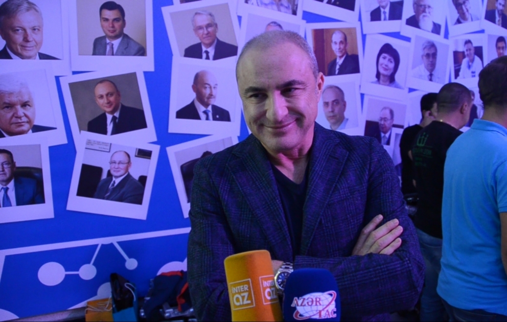 Михаил Турецкий: Я хочу в Баку купить квартиру, здесь можно отдыхать душой ВИДЕО