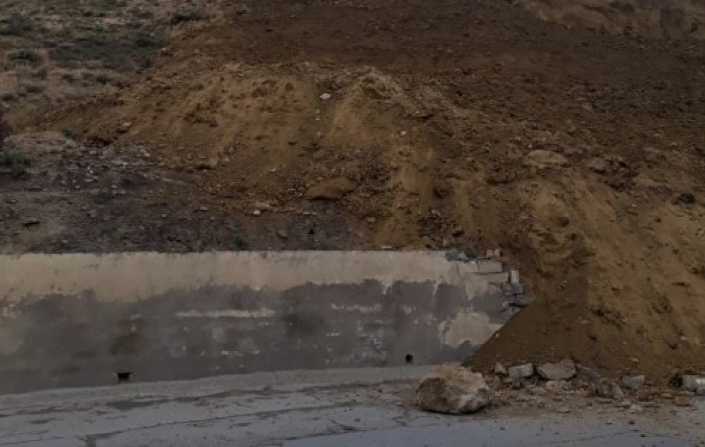 Ekologiya və Təbii Sərvətlər Nazirliyi: Badamdar sürüşmə sahəsində xırda uçqunlar və torpaq qopmaları baş verir VİDEO