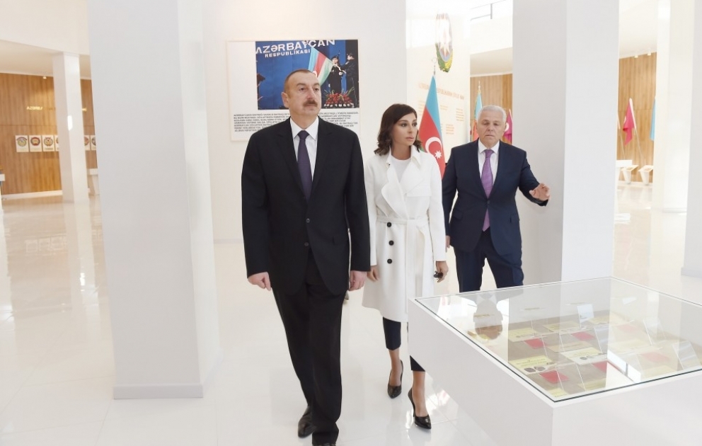 Президент Ильхам Алиев принял участие в открытии Музея флага в Шеки ВИДЕО