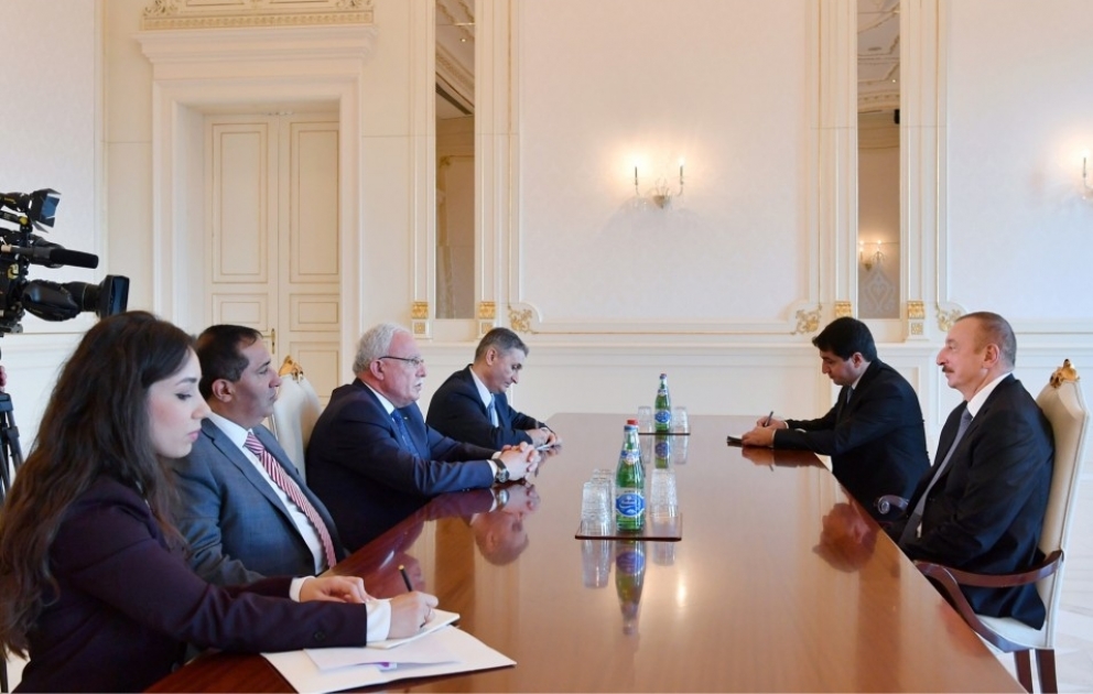 Staatspräsident Ilham Aliyev empfängt palästinensischen Außenminister VIDEO