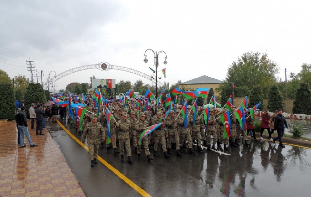 Füzulidə keçirilən “Bayraq yürüşü”ndə minlərlə insan iştirak edib VİDEO