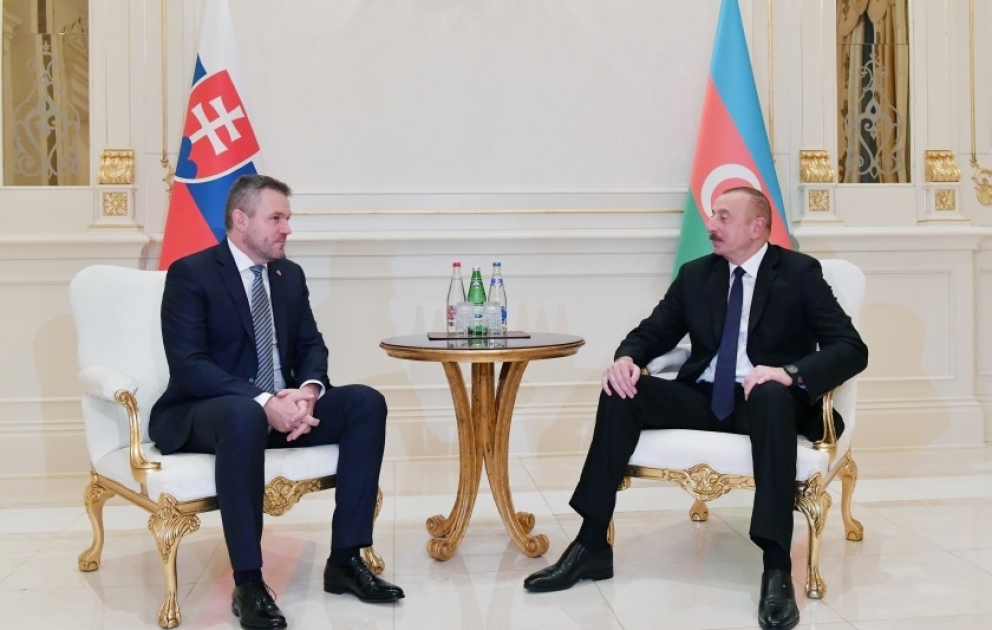 Azərbaycan Prezidenti İlham Əliyevin Slovakiyanın Baş naziri Peter Pelleqrini ilə təkbətək görüşü olub YENİLƏNİB VİDEO