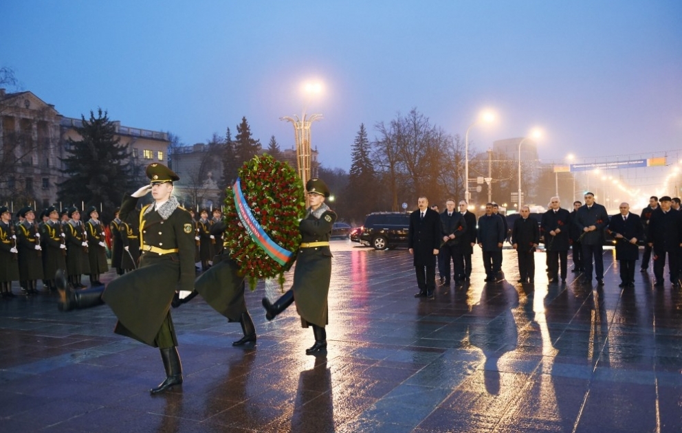 President Ilham Aliyev visited Victory Square in Minsk VIDEO