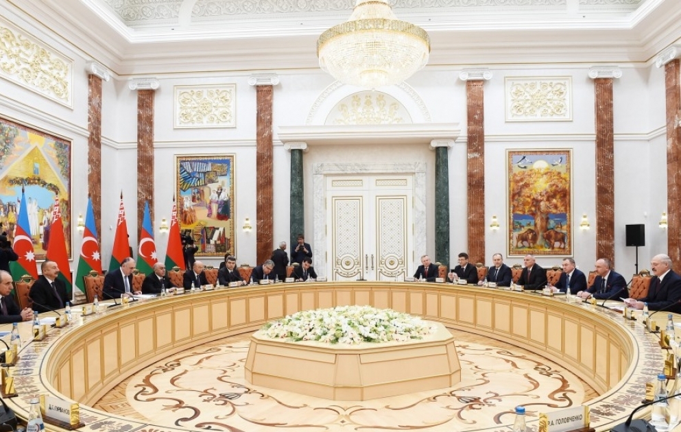 Azerbaijani, Belarus presidents held expanded meeting VIDEO