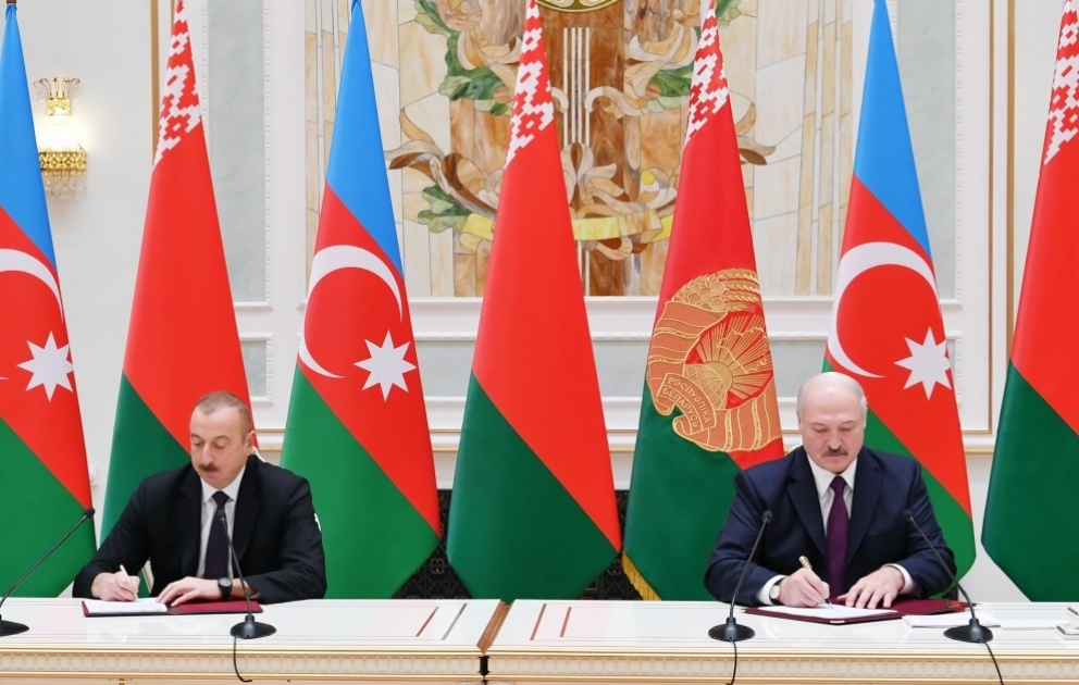 Aserbaidschan und Belarus unterzeichnen eine Reihe von Memoranden und Abkommen VIDEO