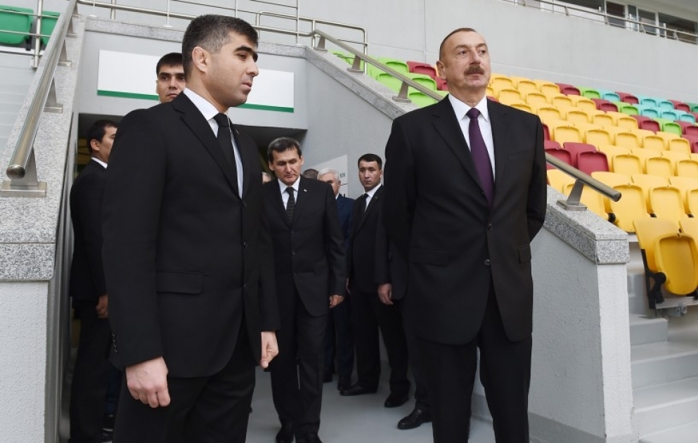 Prezident İlham Əliyev Aşqabadda Olimpiya Kompleksi ilə tanış olub VİDEO