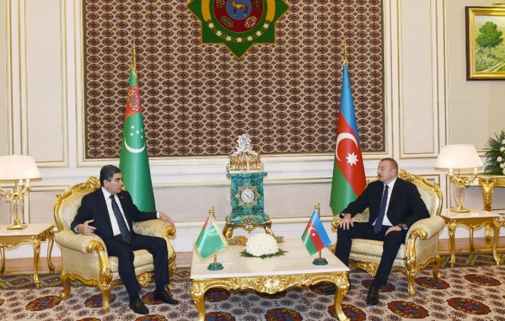 President Ilham Aliyev and President Gurbanguly Berdimuhamedov held one-on-one meeting VIDEO
