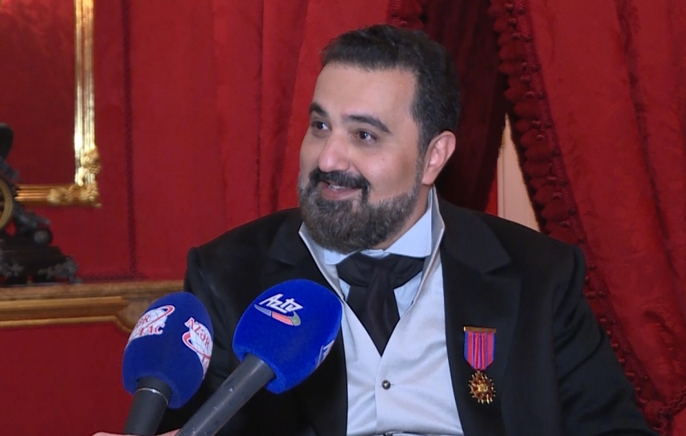 Elçin Əzizov: İki azərbaycanlının Rusiya Böyük Teatrının səhnəsinə çıxması çox böyük nailiyyətdir VİDEO
