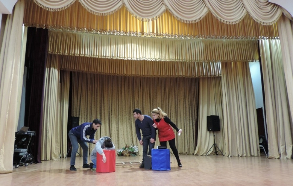 Qusar Dövlət Ləzgi Dram Teatrı festivala hazırlaşır VİDEO