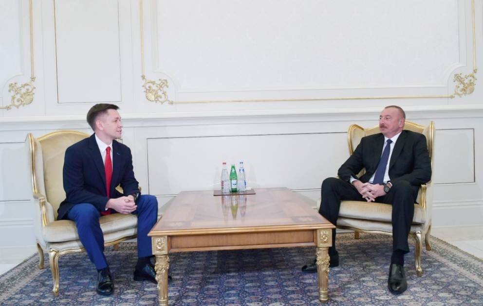 Президент Ильхам Алиев принял министра цифрового развития, связи и массовых коммуникаций России ОБНОВЛЕНО ВИДЕО