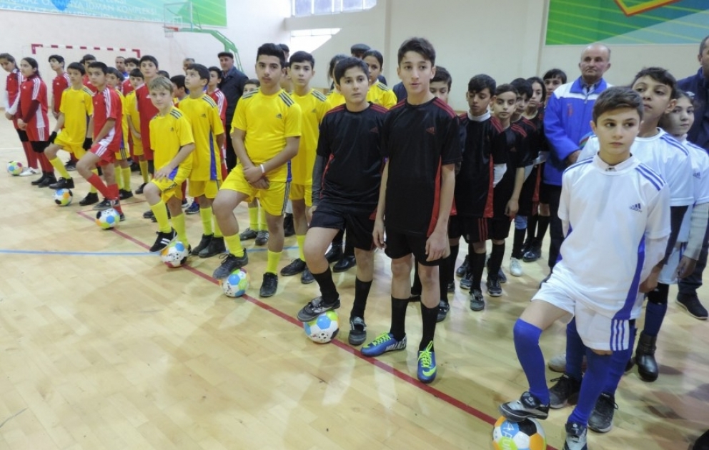 Xaçmazda “Açıq əyləncəli futbol məktəbi” layihəsinə 150 uşaq və yeniyetmə qoşulub VİDEO