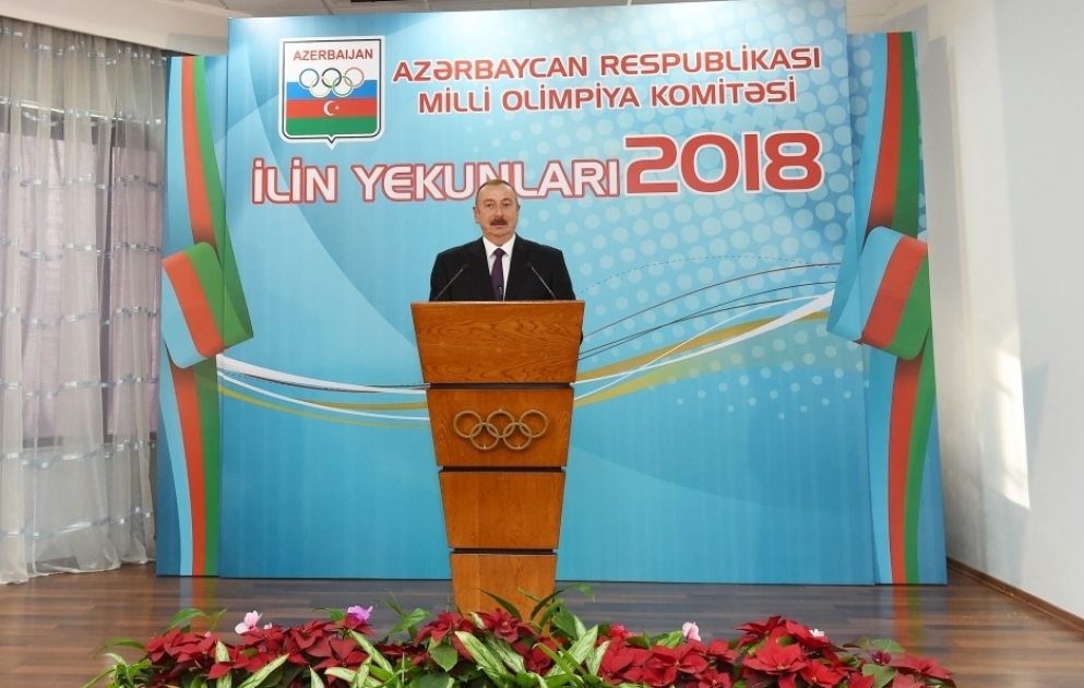 Le président azerbaïdjanais Ilham Aliyev participe à la cérémonie consacrée au bilan sportif de 2018 VIDEO